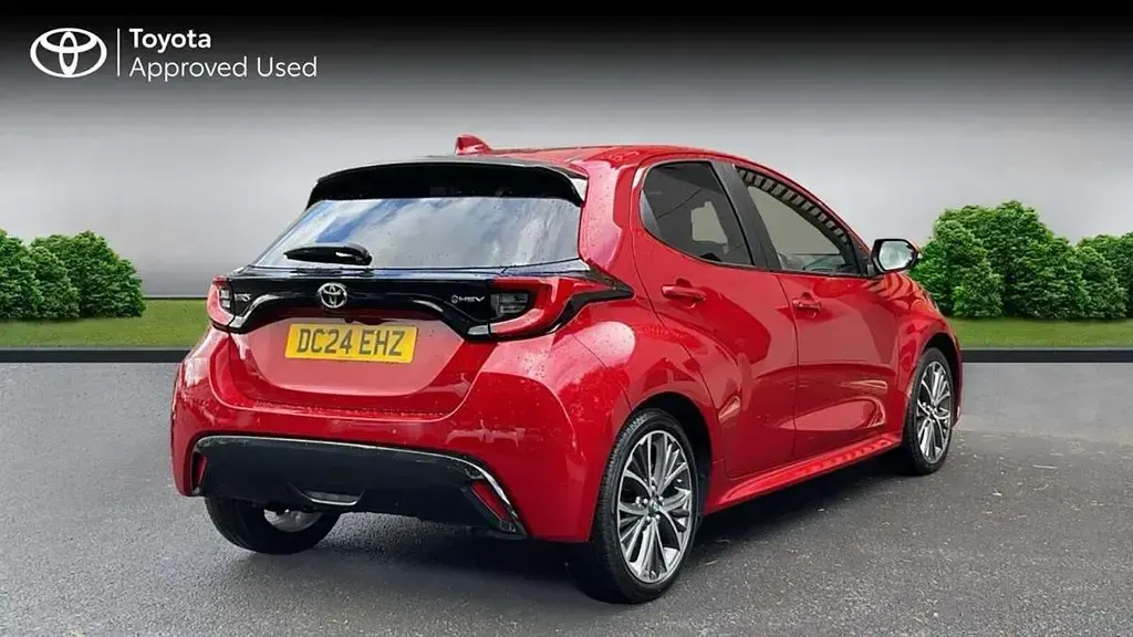 Usata Toyota Yaris Hybrid 116 CV (85 kW) 2024 Utilitaria