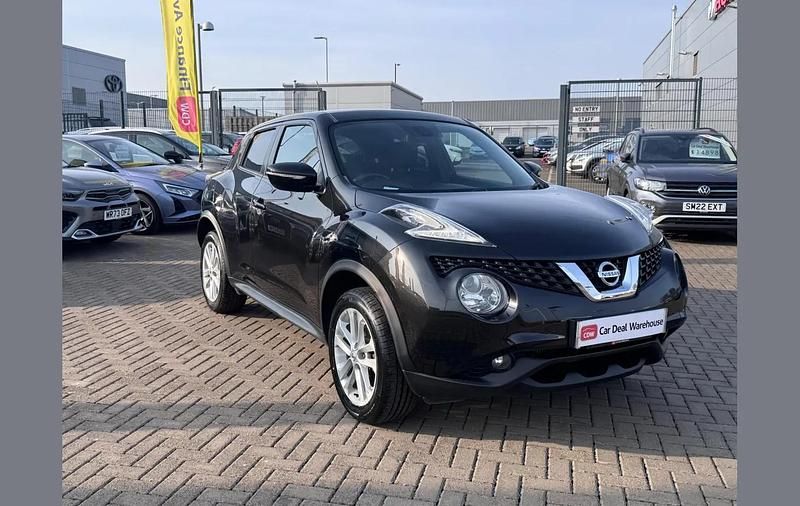 Used Nissan Juke N-Connecta 108 HP (79 kW) 2017 Black SUV