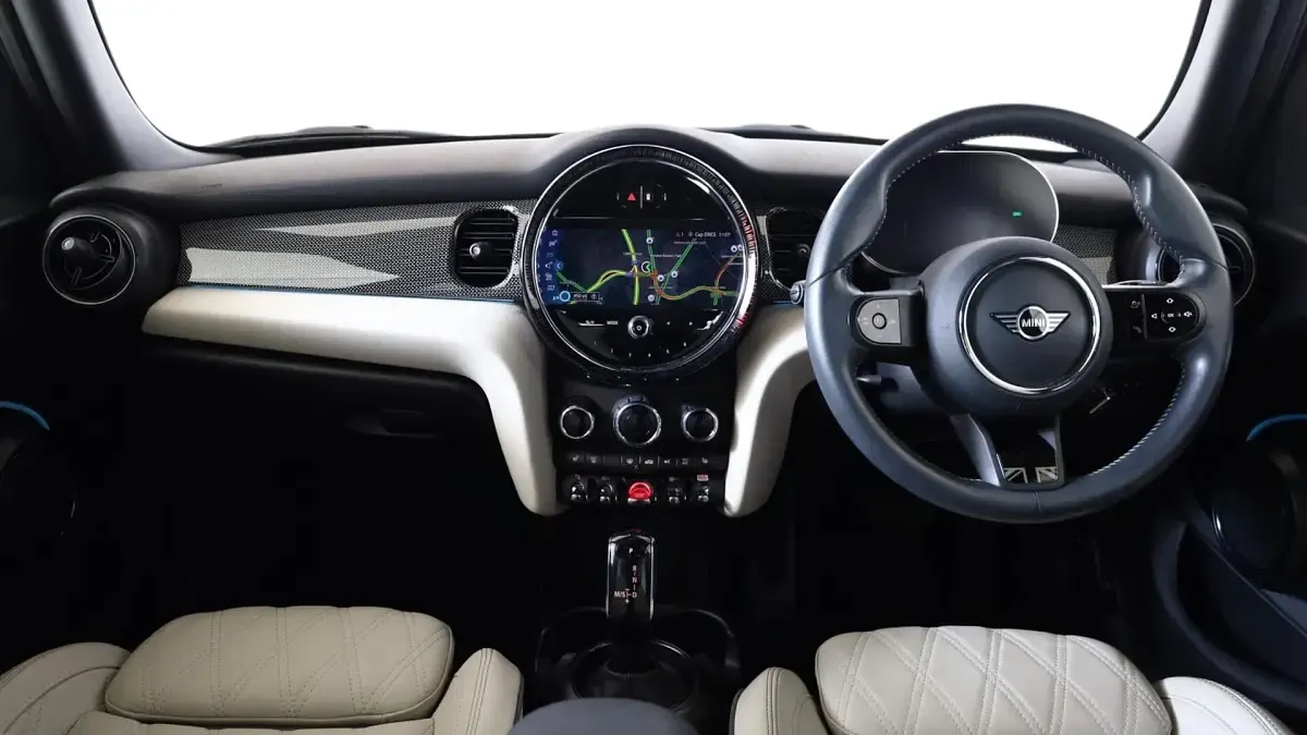 Used Mini Cooper Exclusive 134 HP (98 kW) 2023 Black Hatchback