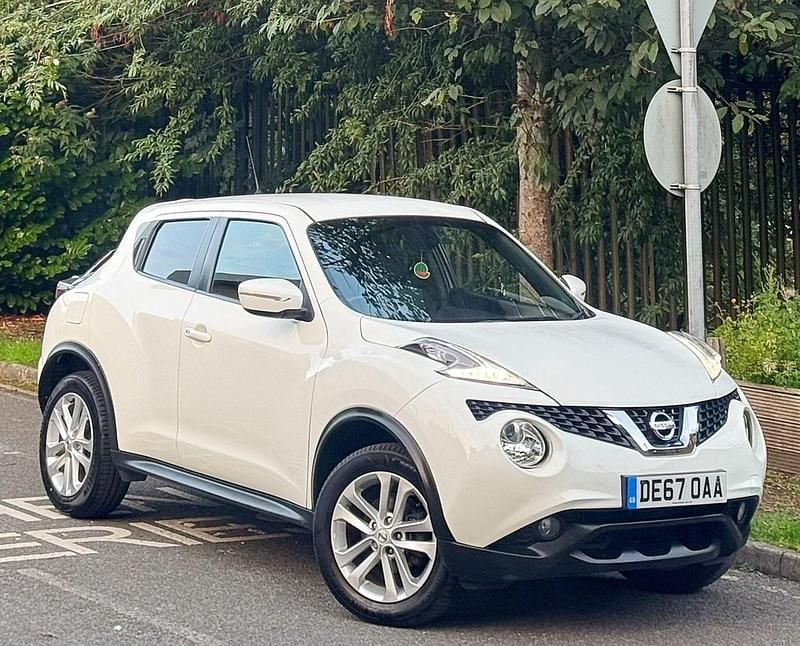 White Used 2017 Nissan Juke N-Connecta SUV | £8,795 (Fair price) - Image 1/4