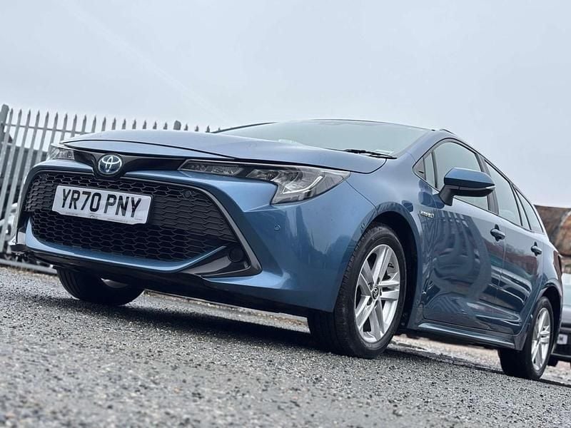 Used Toyota Corolla 122 HP (89 kW) 2020 Blue Estate