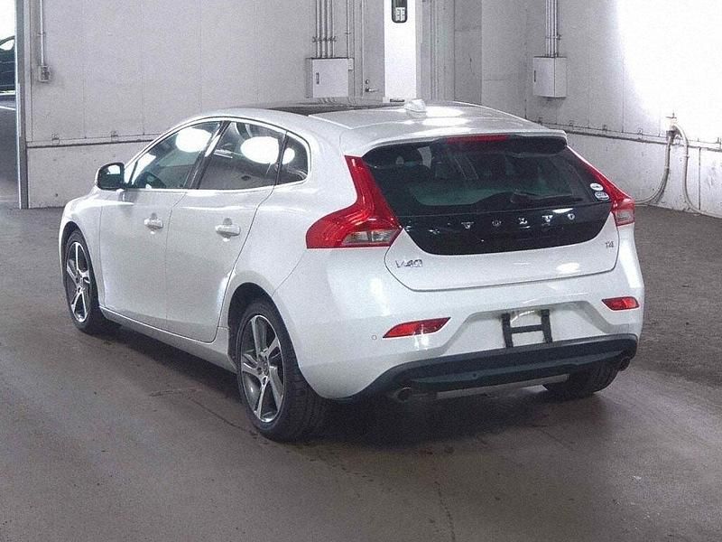 Used Volvo V40 2013 Hatchback