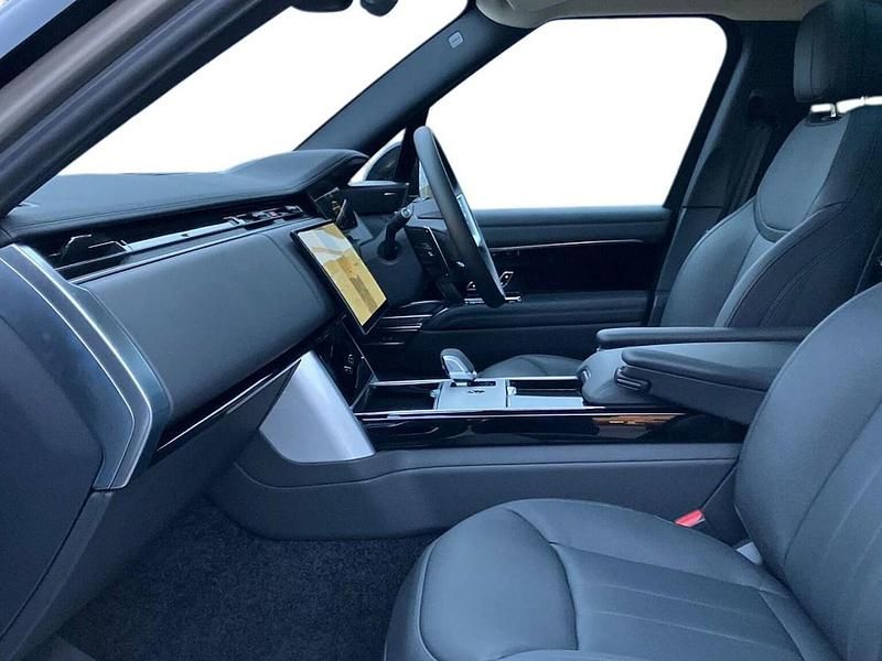 New Land Rover Range Rover SE 2025 Gold SUV