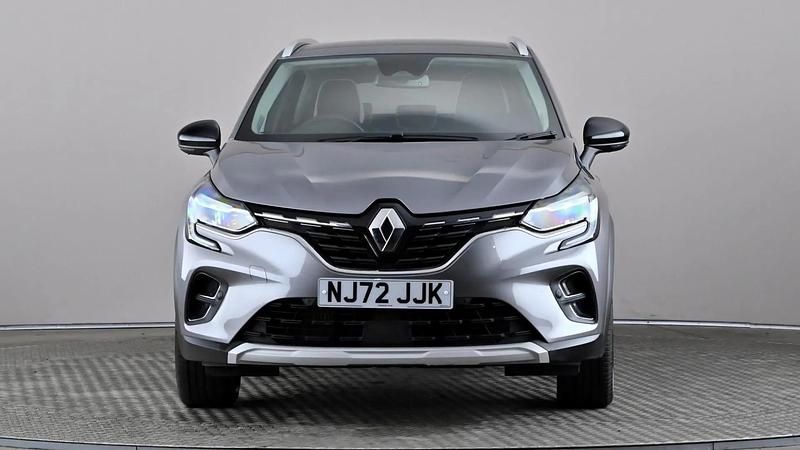 Used Renault Captur Techno 91 HP (66 kW) 2022 Grey SUV