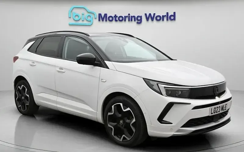 Used Vauxhall Grandland X Ultimate 131 HP (96 kW) 2023 SUV