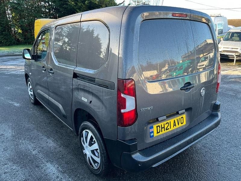 Used Vauxhall Combo 100 HP (73 kW) 2021 Grey Van