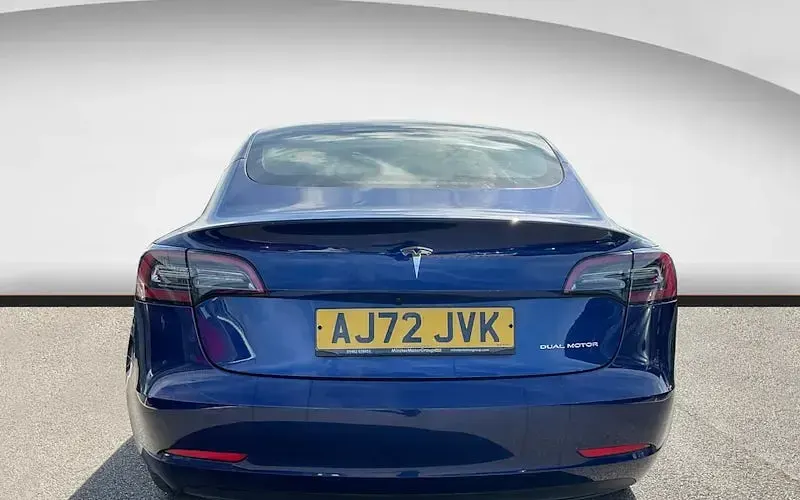 Used Tesla Model 3 Long Range AWD 366 kW (498 HP) 2022 Blue Sedan