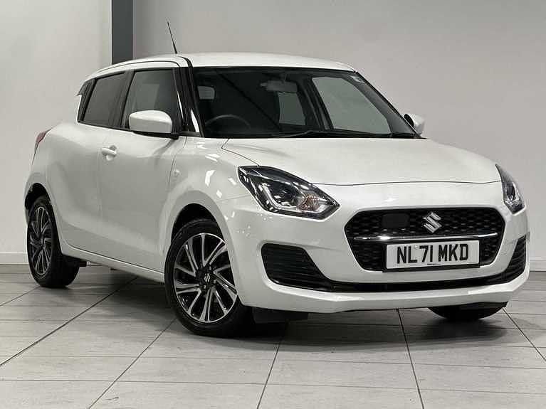 Used Suzuki Swift SZ-L 83 HP (61 kW) 2021 Pure pearl white metallic Hatchback