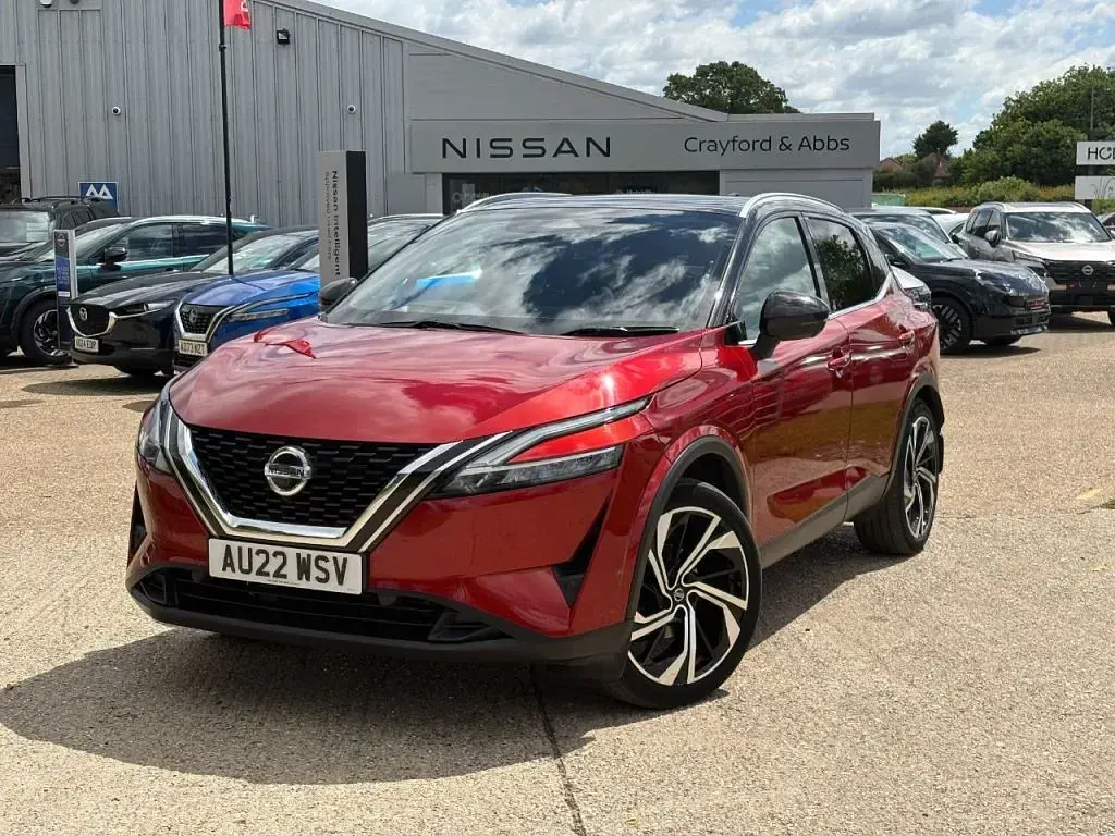 Used Nissan Qashqai Tekna+ 158 HP (116 kW) 2022 Red SUV