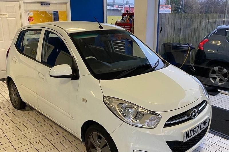 White Used 2012 Hyundai i10 Active Hatchback | £2,199 (Fair price) - Image 1/1