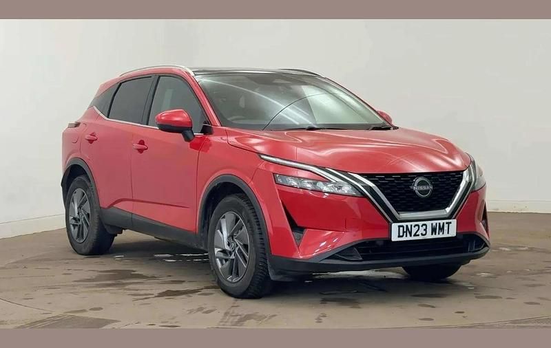 Red Used 2023 Nissan Qashqai Acenta Premium SUV | £16,995 (Super price) - Image 1/3