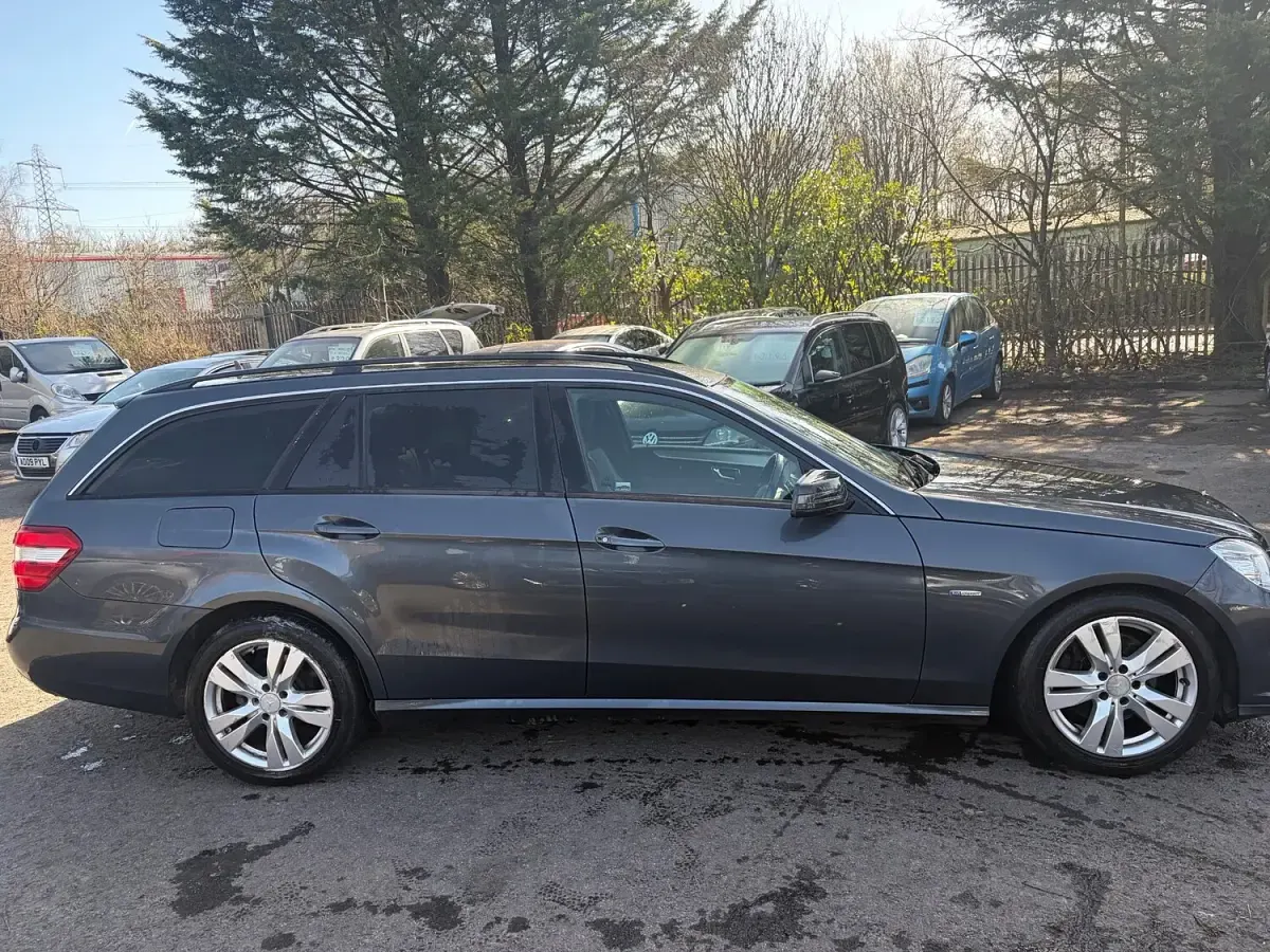 Used Mercedes E250 SE 2010 Grey Estate