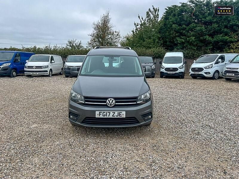 Used VW Caddy Highline 150 HP (110 kW) 2017 Grey MPV