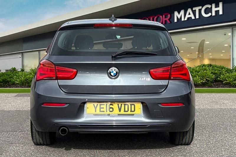 Used BMW 118 Sport Line 2016 Grey Hatchback