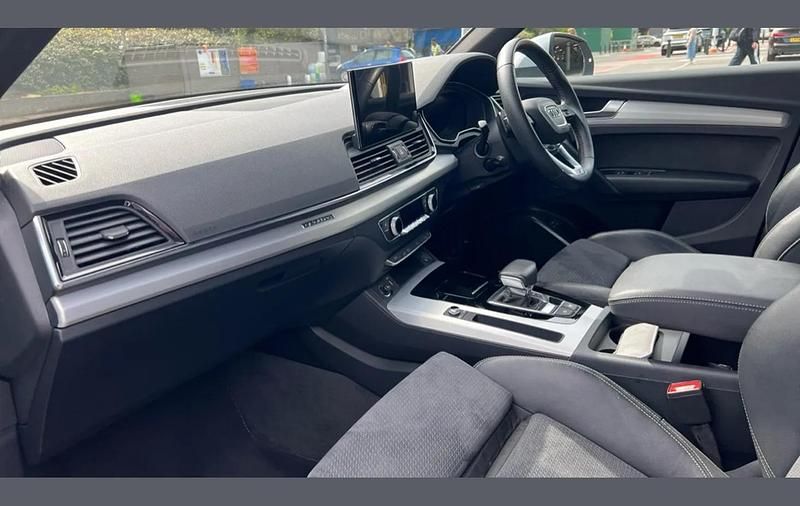 Used Audi Q5 S-Line 299 HP (219 kW) 2022 Silver SUV