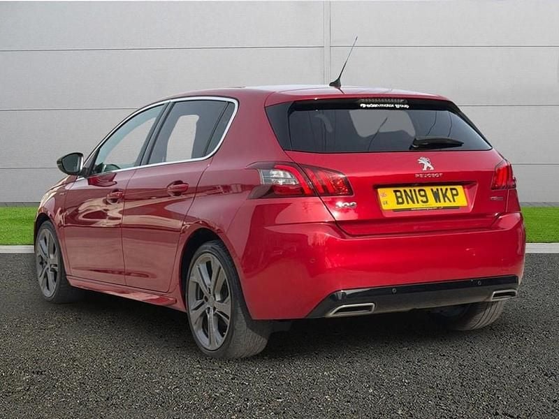 Used Peugeot 308 GT-line 2019 Red Hatchback