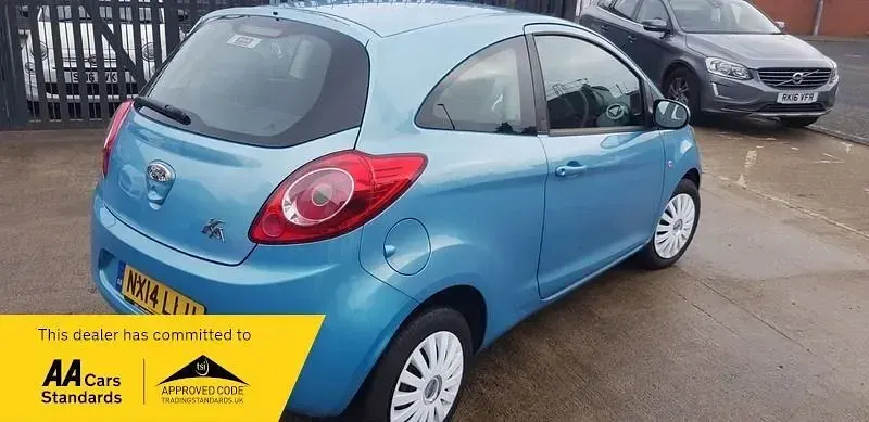 Usado Ford Ka 69 HP (50 kW) 2014 Azul Citadino