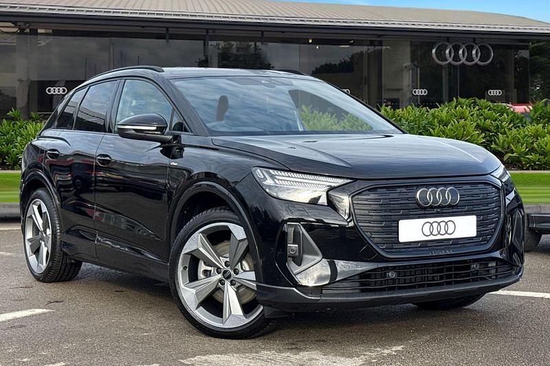 New Audi Q4 e-tron Black Edition 210 kW (286 HP) 2025 Black SUV