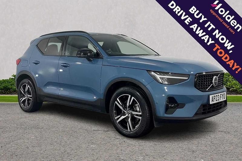 Used 2023 Volvo XC40 Plus SUV | £27,790 (Fair price) - Image 1/4