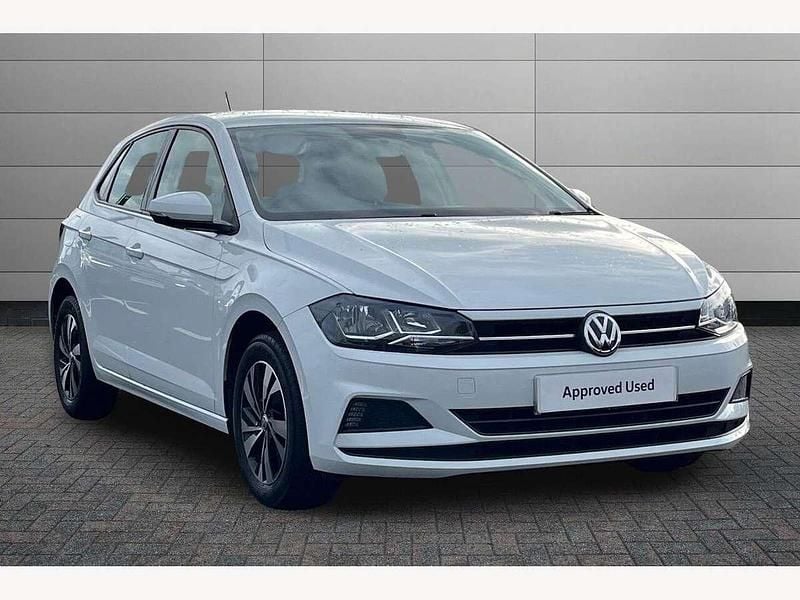 White Used 2018 VW Polo SE Hatchback | £10,450 (Fair price) - Image 1/3