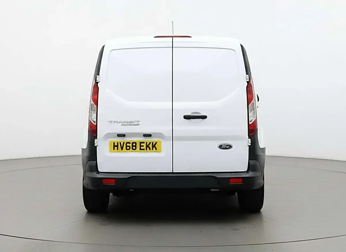 Used Ford Transit 100 HP (73 kW) 2018 White Van