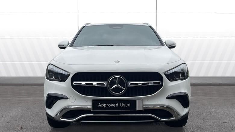 Used Mercedes GLA200 Executive 163 HP (119 kW) 2025 SUV