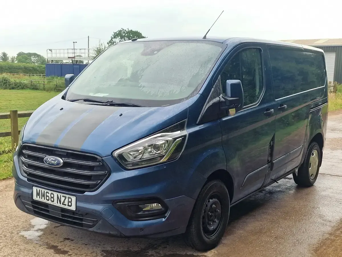Used Ford Transit Custom Trend 130 HP (95 kW) 2018 Blue Van