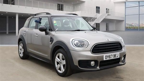 Silver Used 2017 Mini Cooper Countryman SUV | £12,995 (Expensive) - Image 1/1