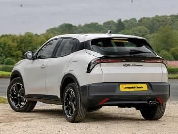 New Alfa Romeo GT Junior 136 HP (100 kW) 2025 Bicolour metallic  arese grey with black roof Hatchback