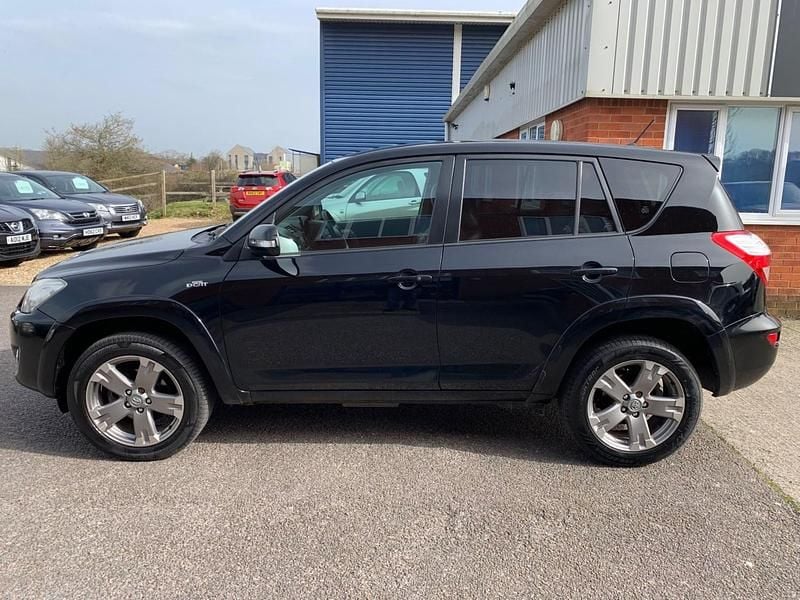 Used Toyota RAV4 SR 150 HP (110 kW) 2009 Black SUV
