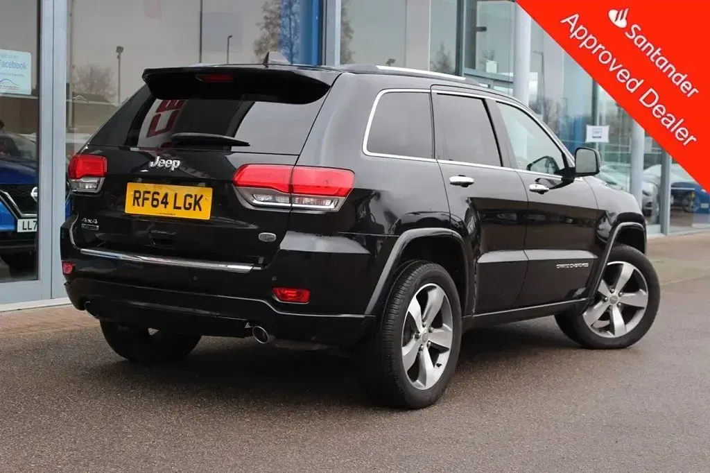 Usado Jeep Grand Cherokee Overland 247 CV (181 kW) 2014 Negro SUV