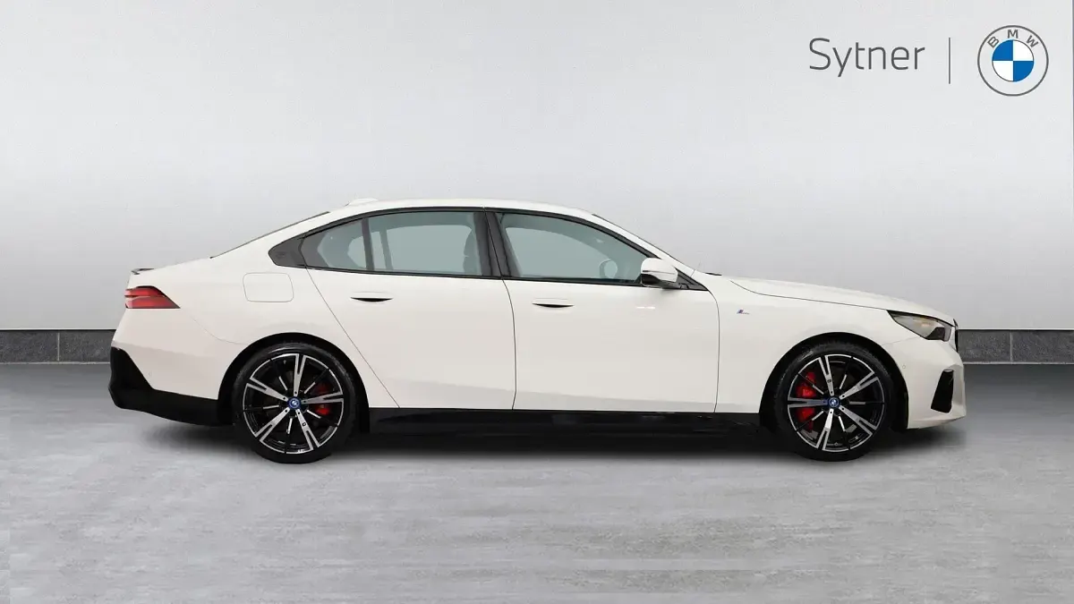 Used BMW i5 M Sport 246 kW (335 HP) 2024 White