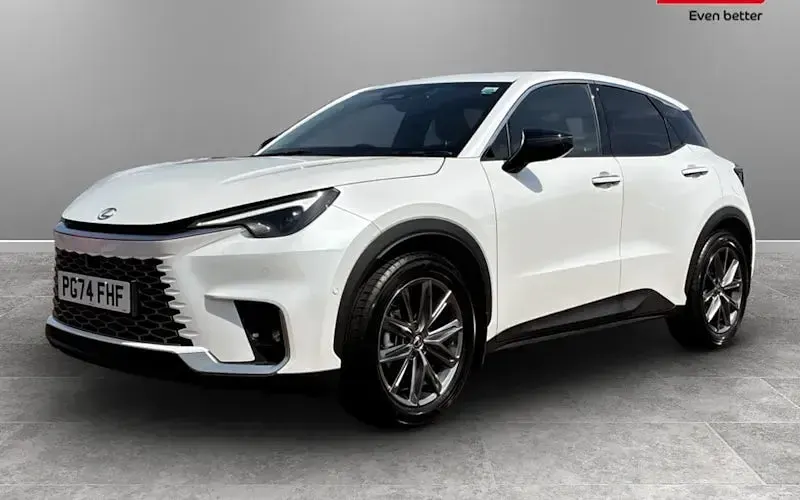 Used Lexus LBX 136 HP (100 kW) 2026 SUV