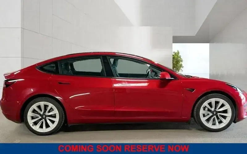 Used Tesla Model 3 Standard Range 180 kW (245 HP) 2022 Red Sedan