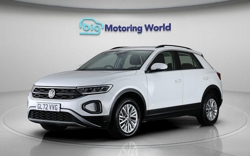 Used VW T-Roc Life 110 HP (80 kW) 2024 SUV