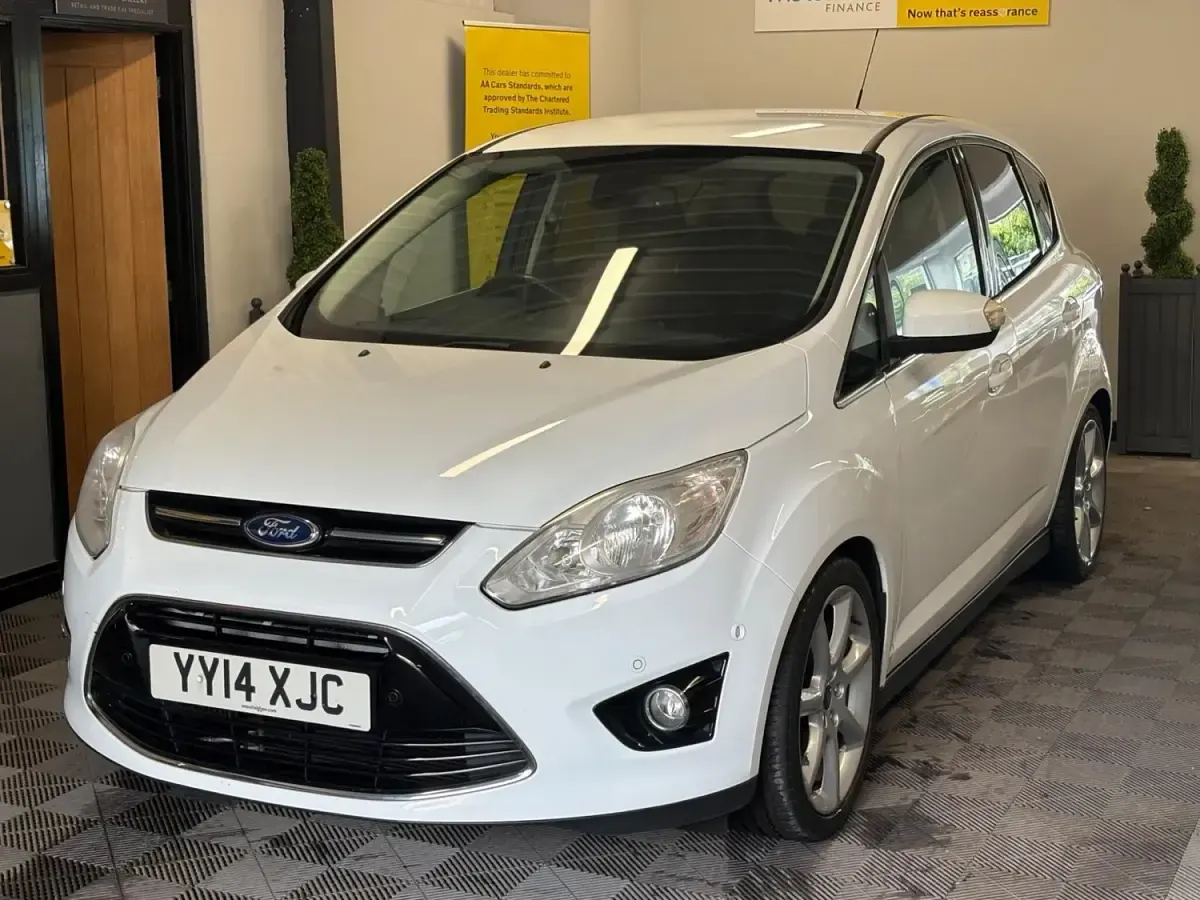 Używany Ford C-MAX Titanium 125 KM (91 kW) 2014 Biały Minivan