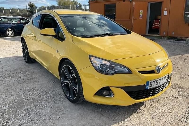 Used 2017 Vauxhall Astra GTC Edition Coupe | £5,688 (Fair price) - Image 1/1