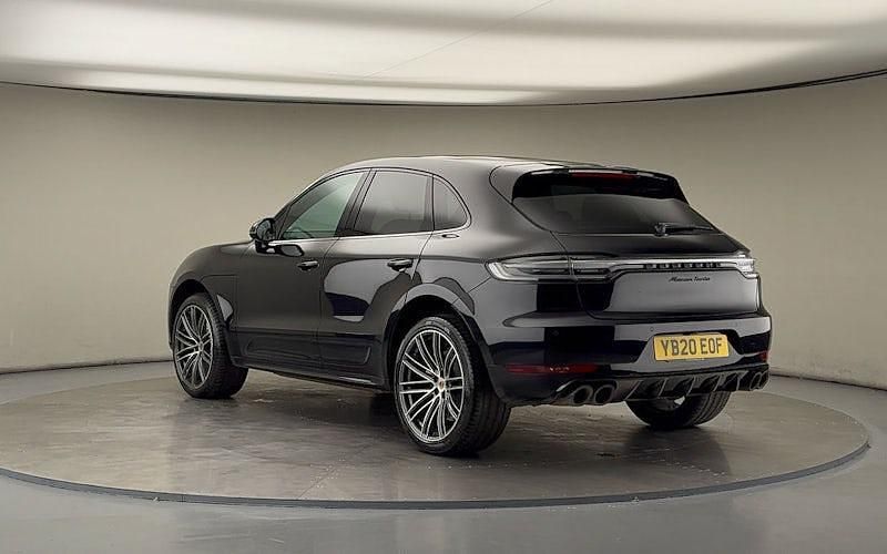 Used Porsche Macan Turbo 441 HP (324 kW) 2020 Black SUV