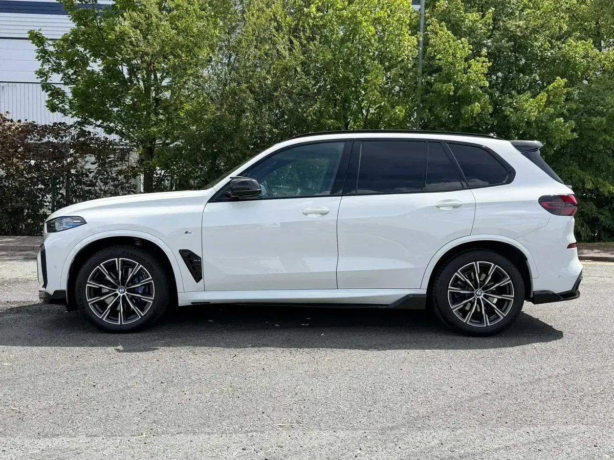 Used BMW X5 M Sport 347 HP (255 kW) 2024 Alpine white  SUV