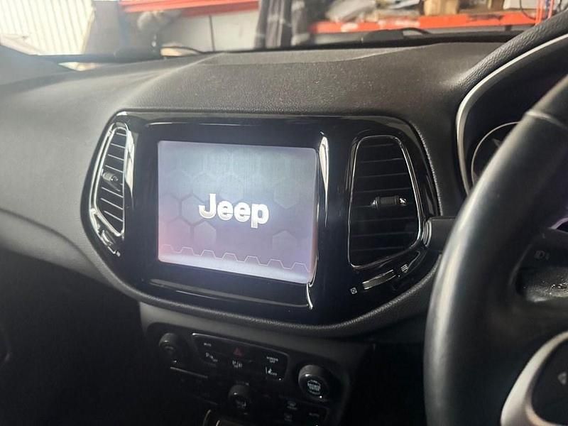 Used Jeep Compass Limited 170 HP (125 kW) 2019 Black SUV