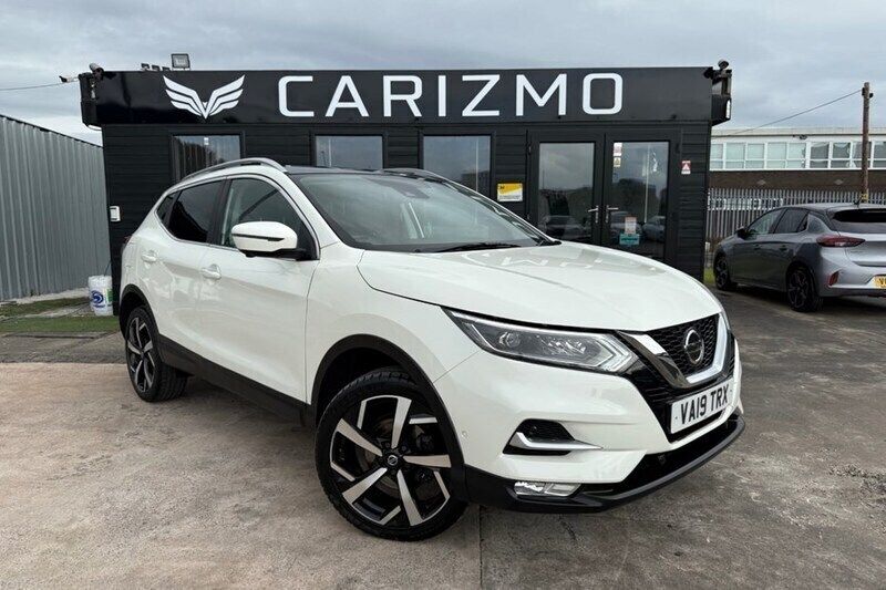 White Used 2019 Nissan Qashqai Tekna SUV | £9,450 (Super price) - Image 1/1