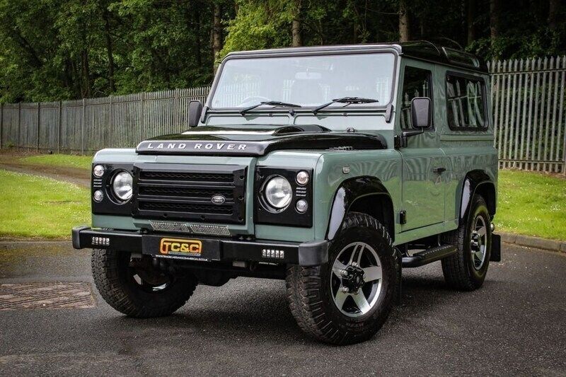 Green Used 2007 Land Rover Defender SUV | £28,750 (Fair price) - Image 1/4