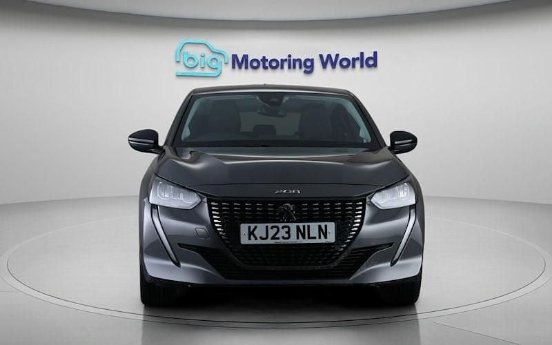 Used Peugeot 208 Allure+ 131 HP (96 kW) 2023 Grey Hatchback