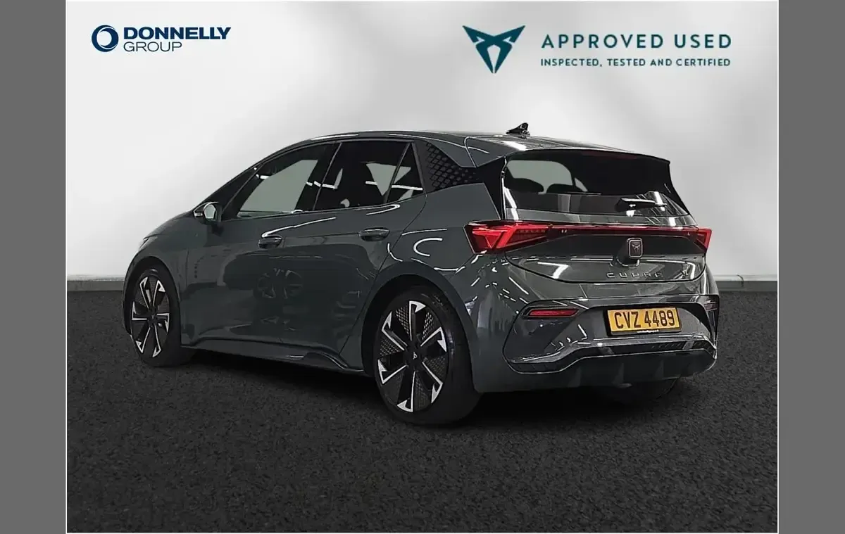 Used Cupra Born e-Boost 239 kW (326 HP) 2026 Green Hatchback