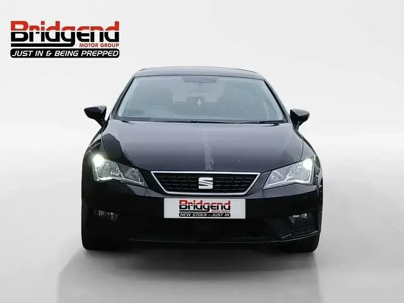 Używany Seat Leon SE 2019 Czarny Hatchback