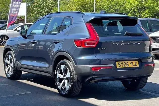 Used Volvo XC40 Plus 194 HP (142 kW) 2025 Blue SUV