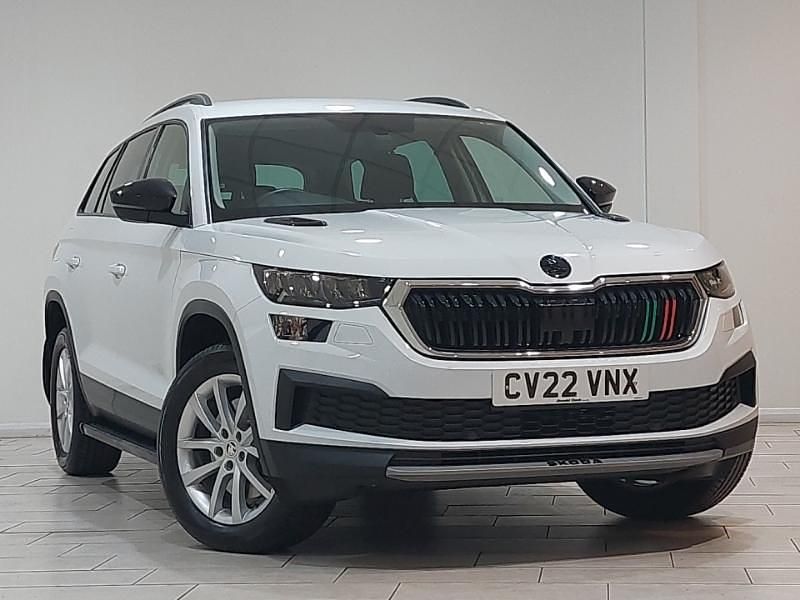 White Used 2022 Skoda Kodiaq SE SUV | £26,498 (Fair price) - Image 1/4