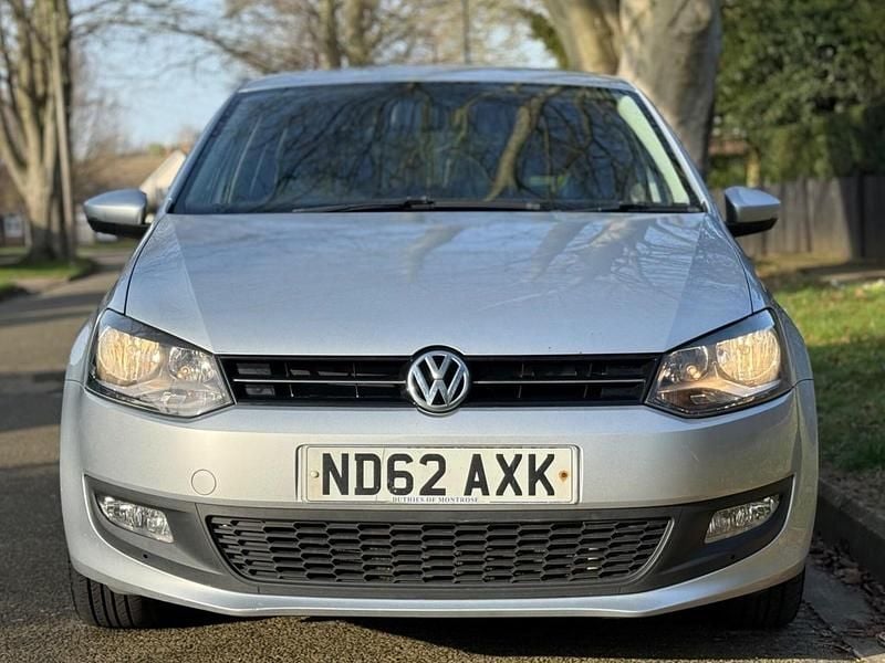 Used VW Polo Match 60 HP (44 kW) 2012 Silver Hatchback