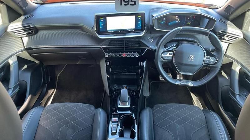 Used Peugeot e-2008 Premium 98 kW (134 HP) 2022 Orange SUV