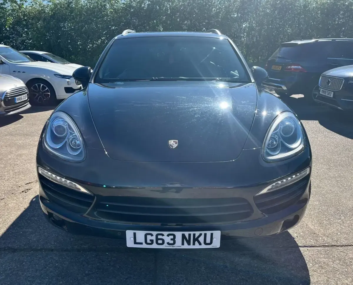 Begagnad Porsche Cayenne 245 HK (180 kW) 2013 Svart SUV